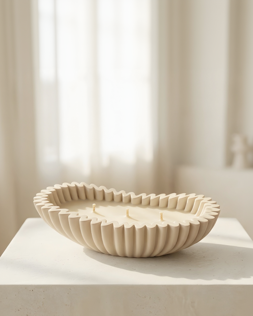 The Riva ruffle oval candle