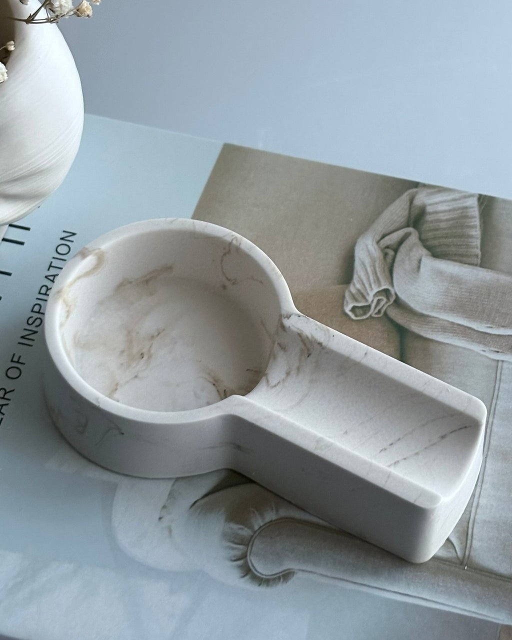 The Palo Santo smudging ashtray