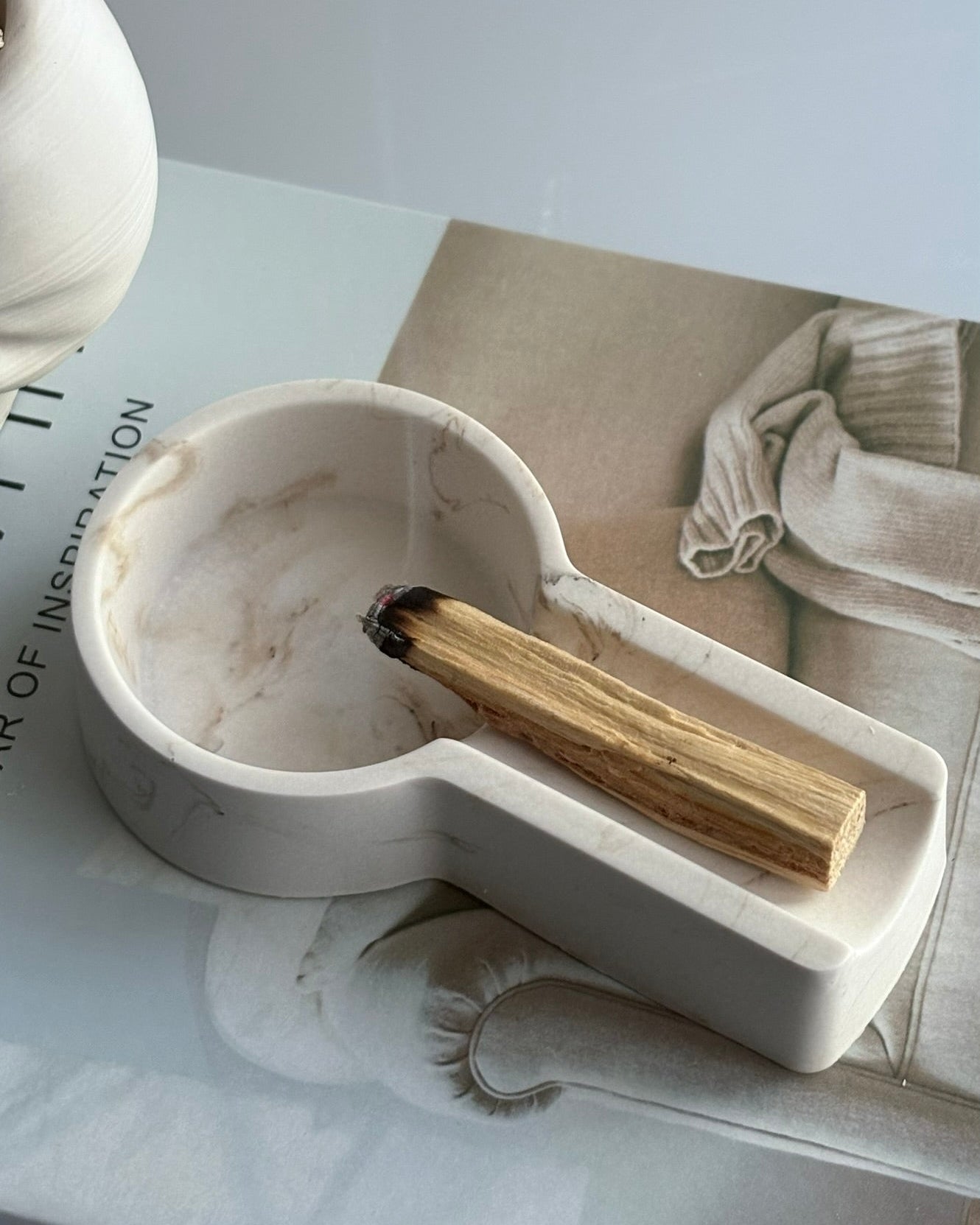 The Palo Santo smudging ashtray