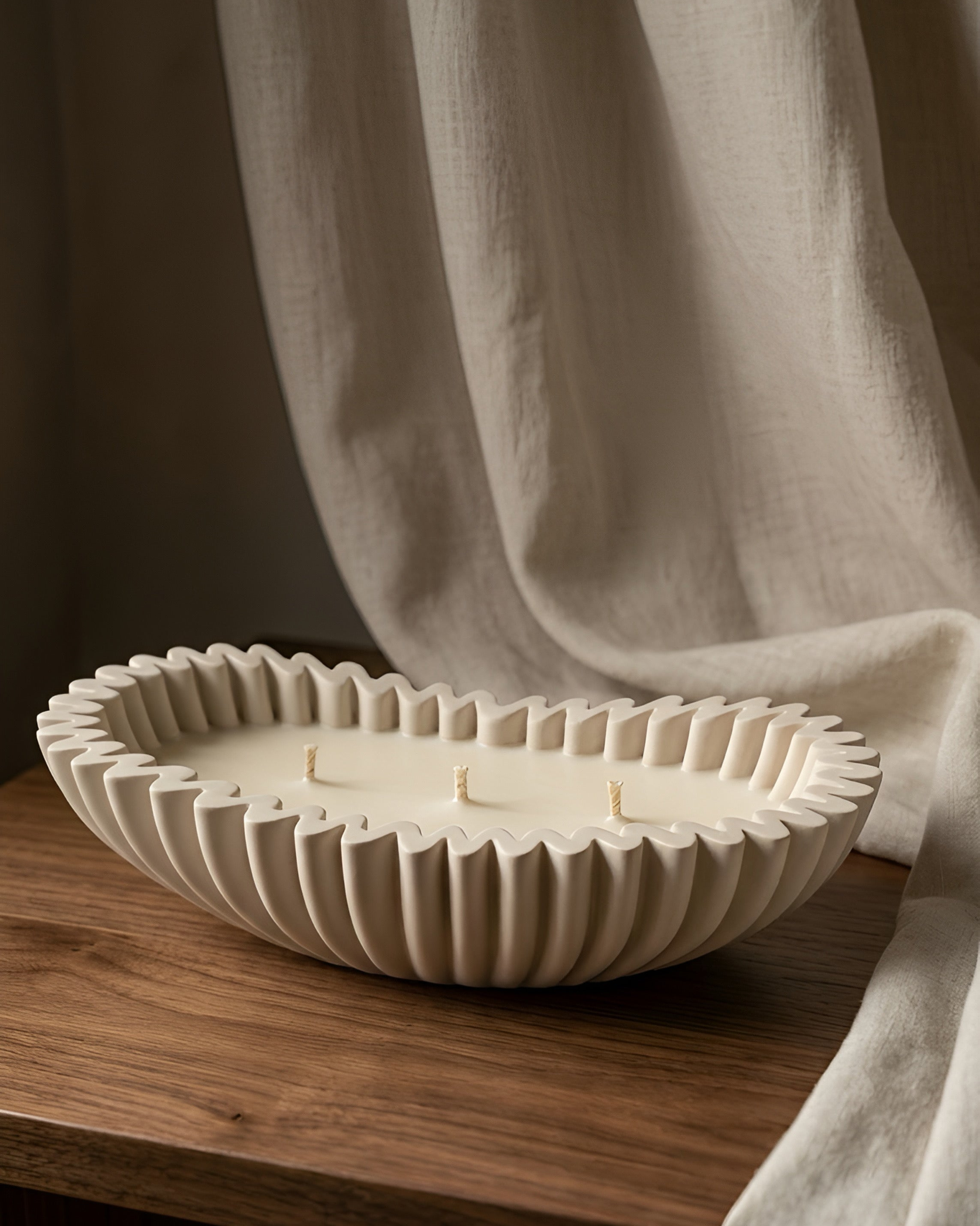 The Riva ruffle oval candle