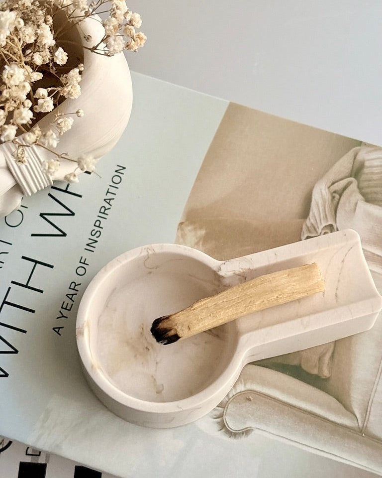 The Palo Santo smudging ashtray