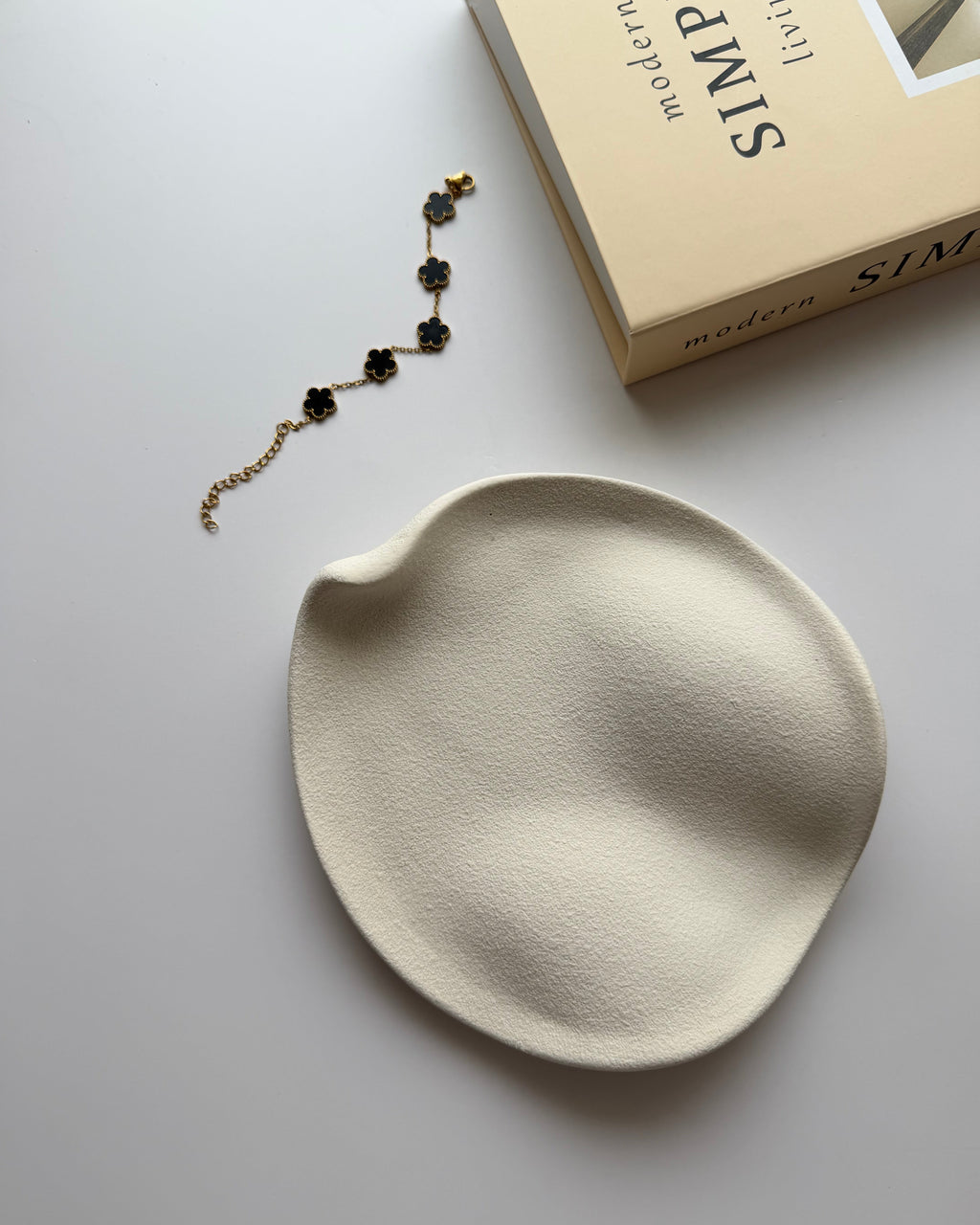 The Ray trinket dish