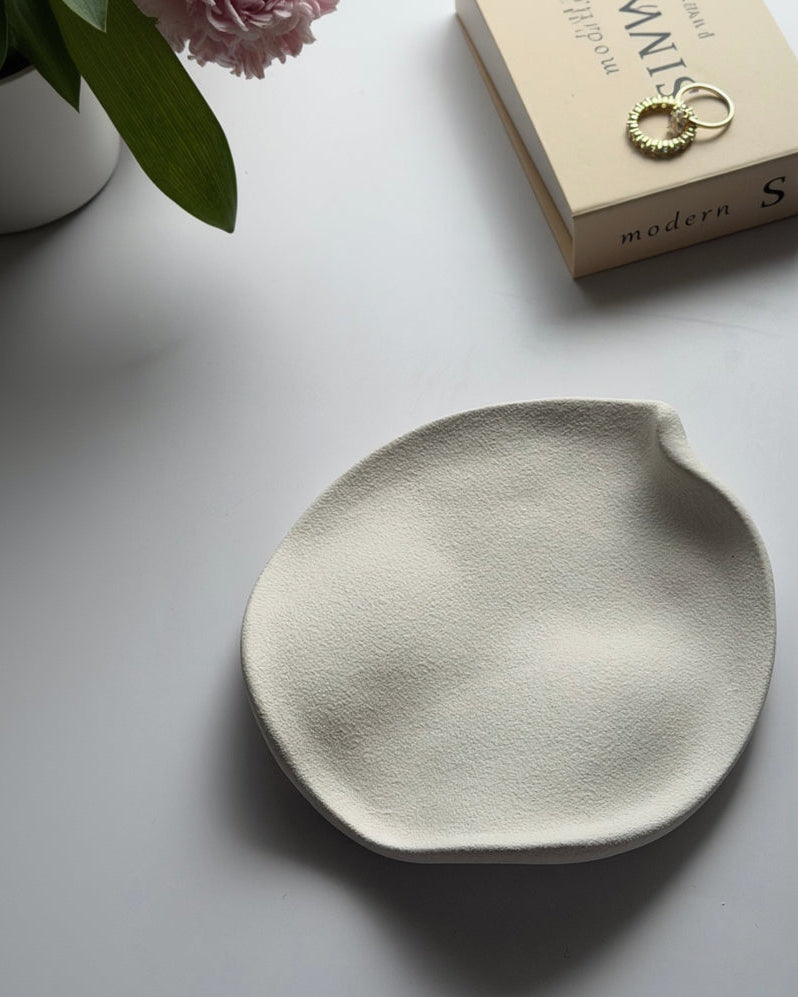 The Ray trinket dish