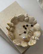 The Ariel decorative shell tray