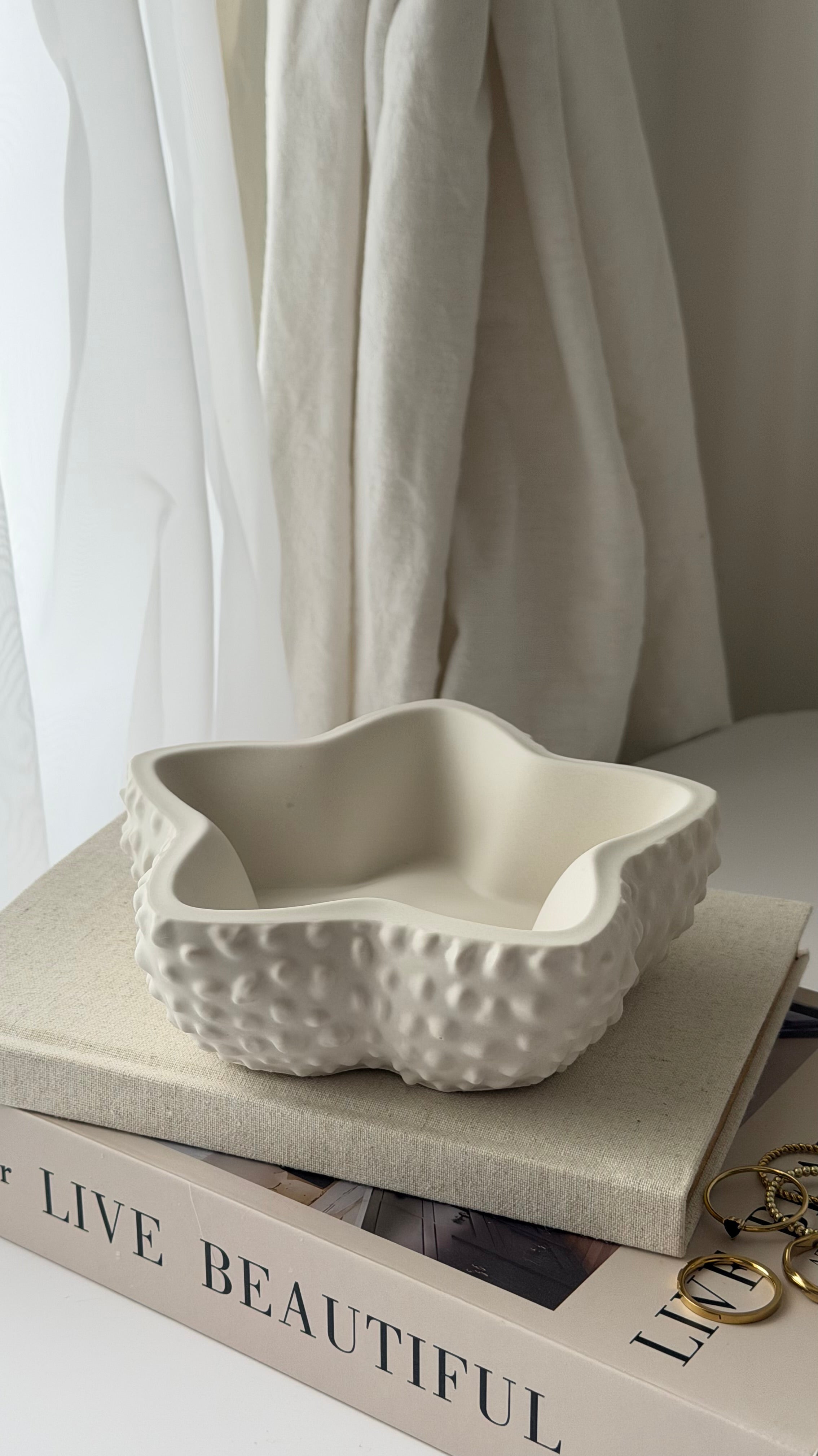 The STUDIO82 Sample Sale