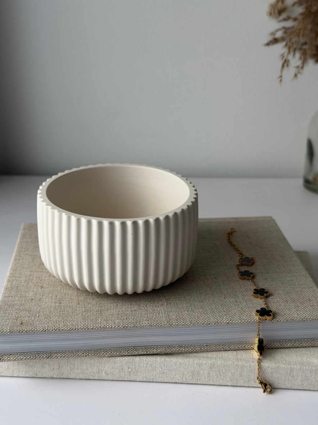 The Kala ribbed key and trinket bowl