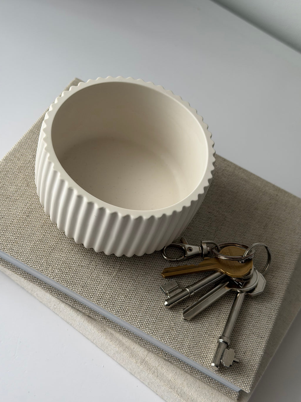 The Kala ribbed key and trinket bowl